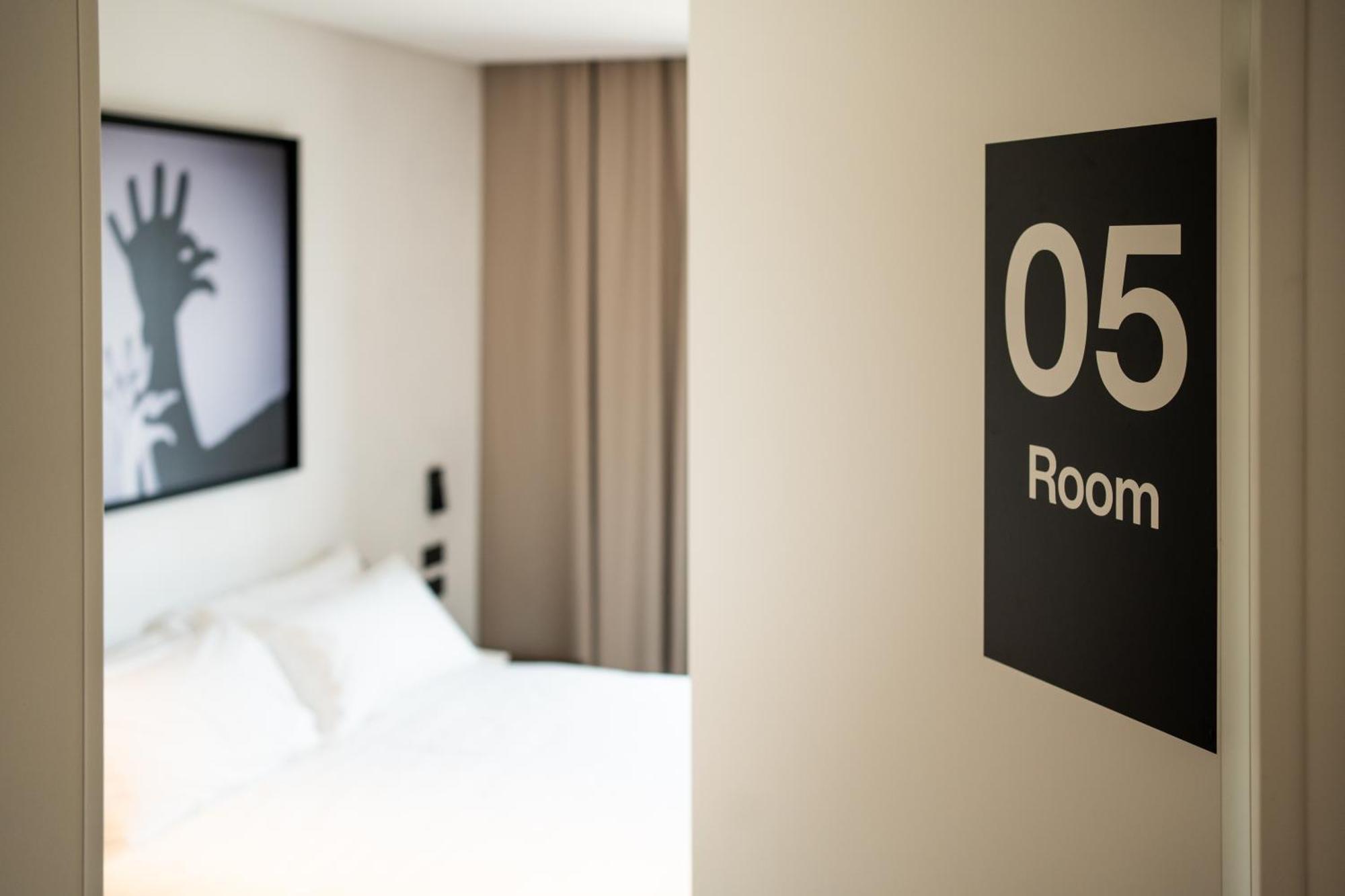 Mon Luxury Rooms Spa Николози Екстериор снимка