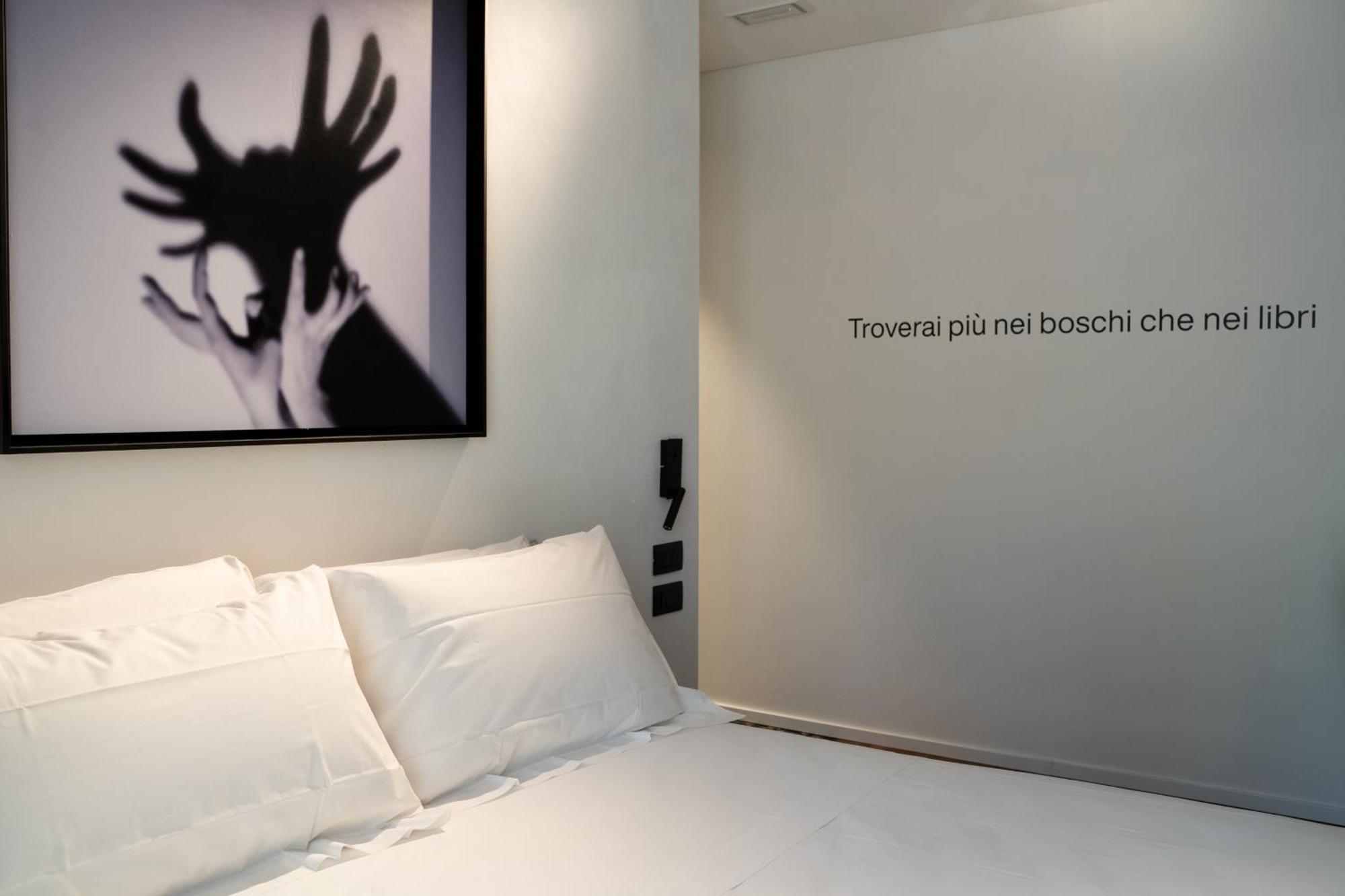 Mon Luxury Rooms Spa Николози Екстериор снимка
