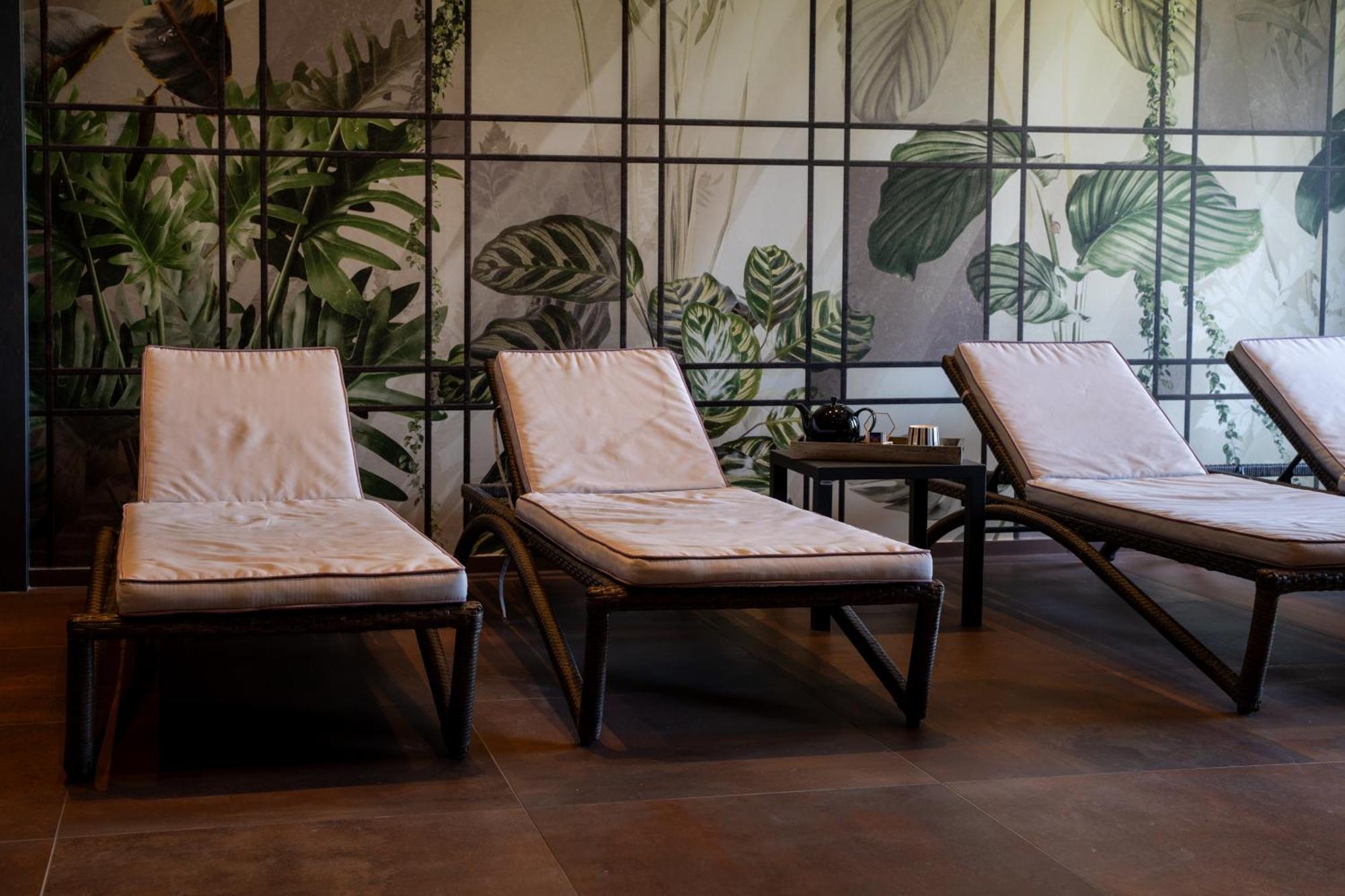Mon Luxury Rooms Spa Николози Екстериор снимка
